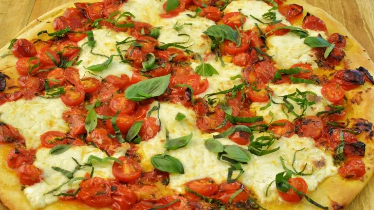Homemade Pizza Recipe: How to Make Delicious Pizza in Your Oven